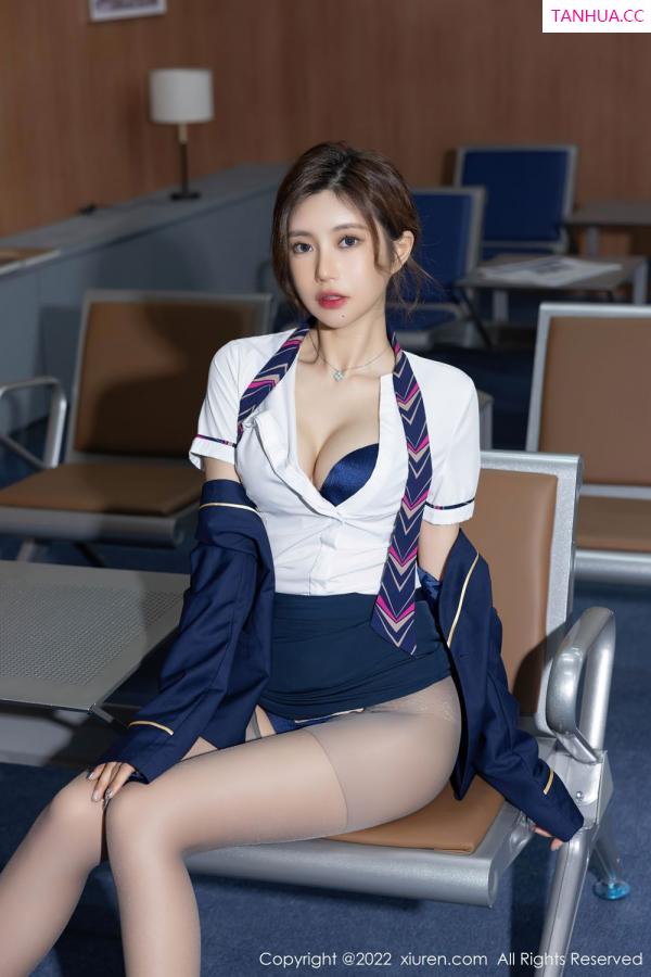 綺裡嘉 绮里嘉 [XiuRen]高清写真图 2022.08.26 No.5499 绮里嘉ula第18张图片